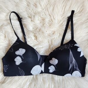 Auden Bliss Wirefree Bra 34A Lightly Lined Black Floral Wireless T-Shirt Comfort
